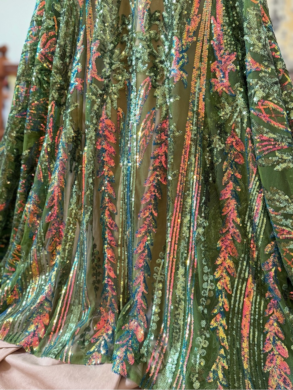 NWT JOVANI Green High Glam Sequin Prom Gown 22770 ~ Size 4 ~ Retail $829 - Picture 3 of 14